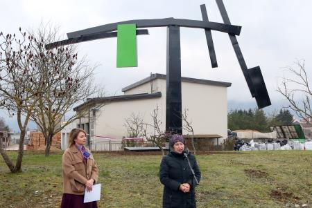 Slovesnost ob postavitvi Mobila na veter 10 Foto Ljubo Vukelič